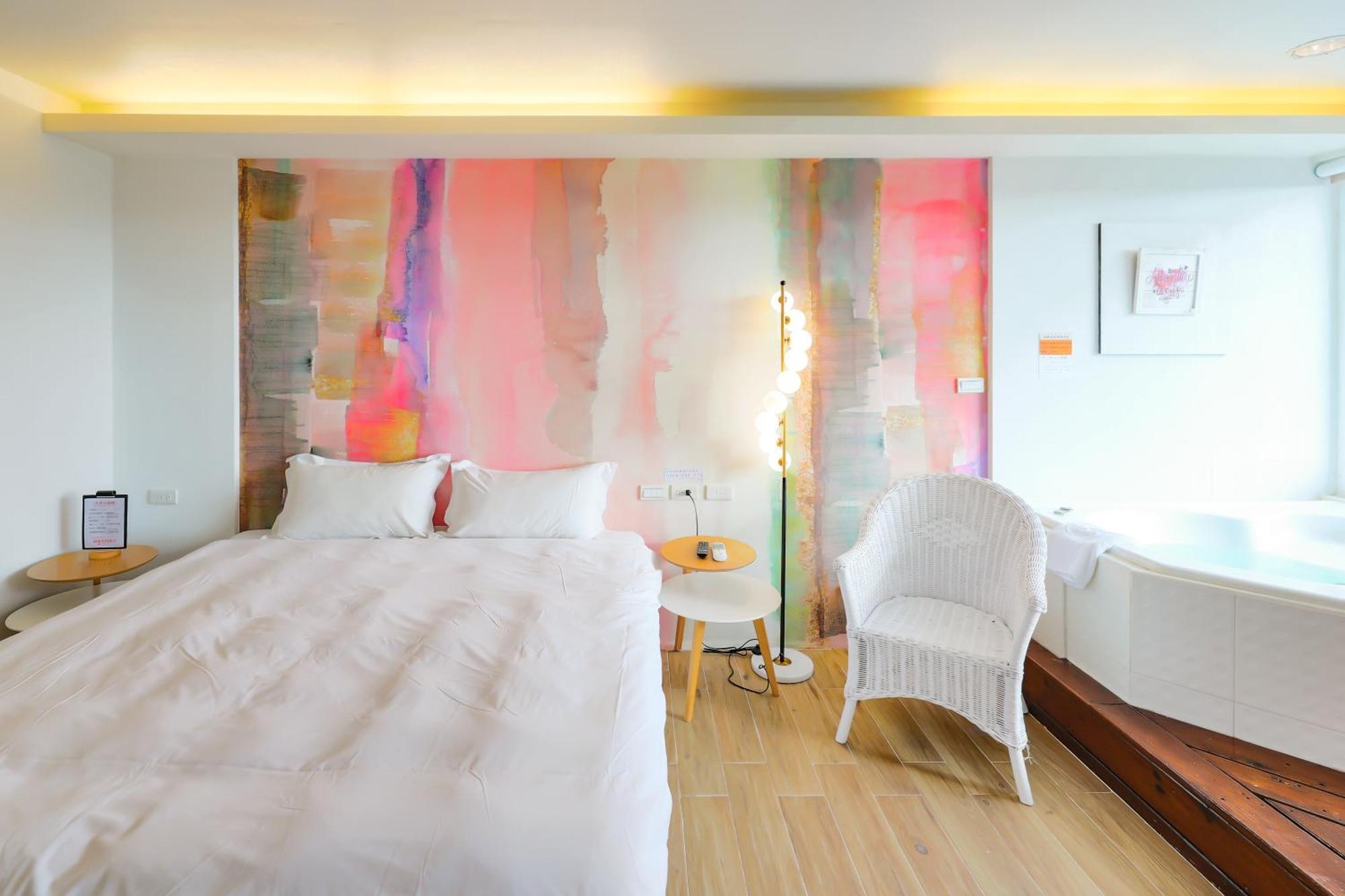 Lovestar Lakeside Hotel - Stars Building Нанвань Номер фото